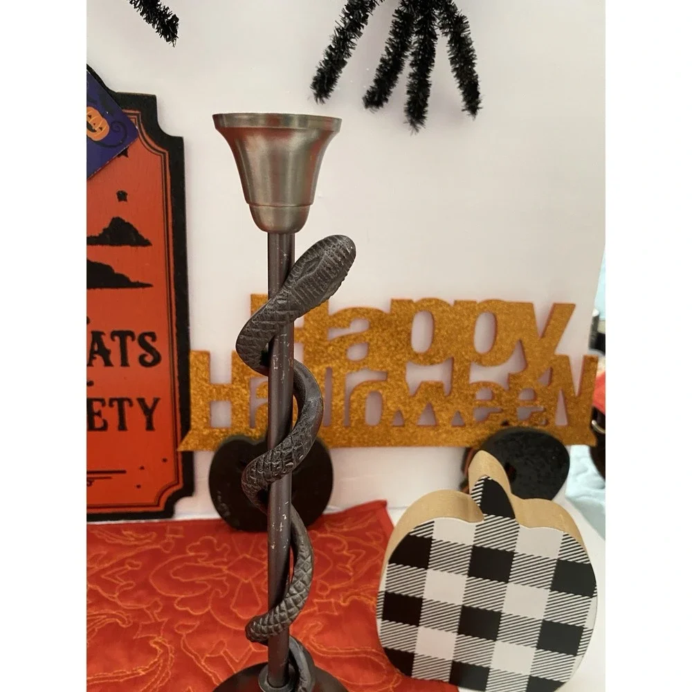 Halloween Decoration Lot 11 Pieces‎ Pumpkins, viper Candleholder Spiders Etc..